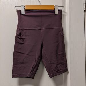 Lululemon bike shorts never worn
